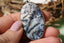 Pendentif opale blanche dendritique naturelle - Pierre aux motifs arborescents