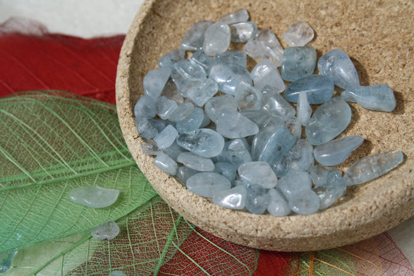 AIGUE MARINE perles chips / baroques