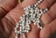 HOWLITE perles FACETTES 4 mm