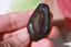 Pendentif en OBSIDIENNE MANTOHUICHOL