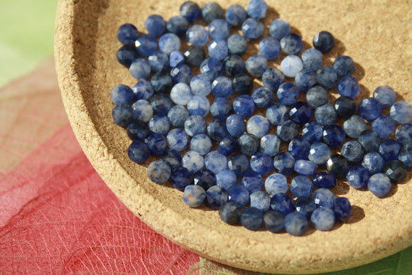 SODALITE perles plates à FACETTES 4 mm