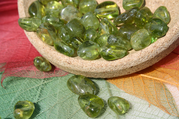 PERIDOT perles nuggets / baroques