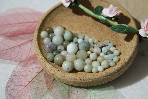 JADE JADEITE, perles de 4, 6 et 8 mm