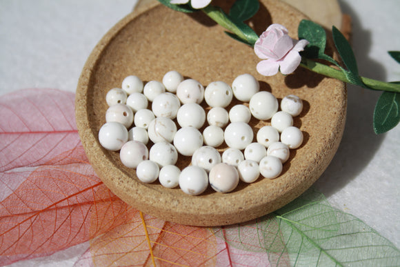 MAGNESITE perles de 6 et 8 mm