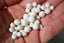 MAGNESITE perles de 6 et 8 mm