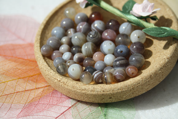 AGATE BOTSWANA perles de 6 et 8 mm