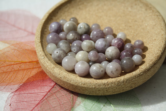 LEPIDOLITE perles 6 mm et 8 mm